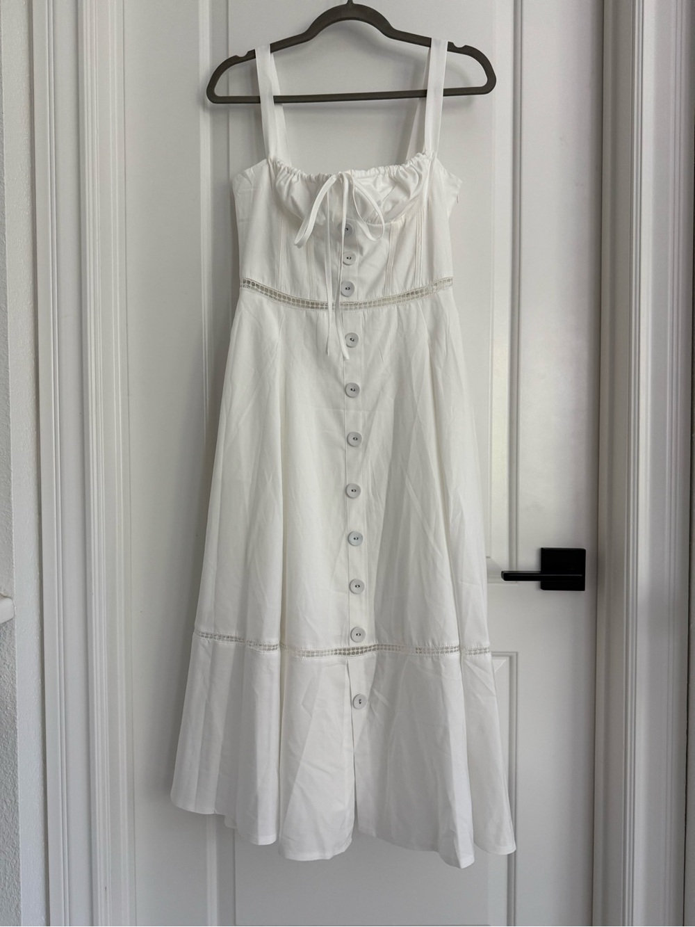 White Button-Front Sundress with Lace Trim - Picture 4 of 7